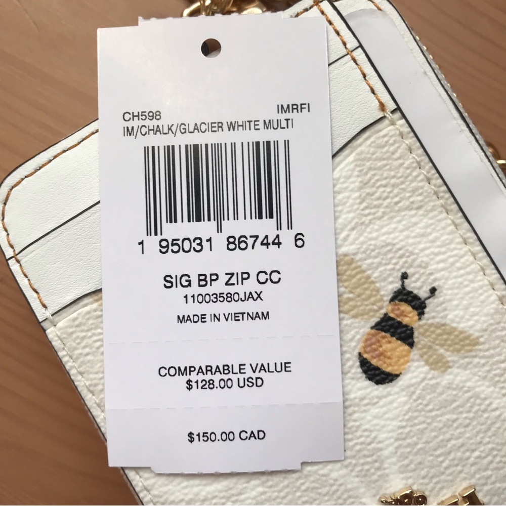 🐝 Coach Zip Card Case In Signature Canvas With Bee Print - Picture 9 of 11
